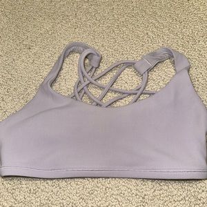 Lululemon Free to be wild